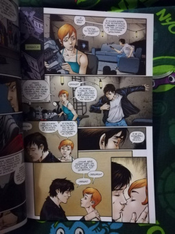 Карноу, Истмен, Валтс: Подростки мутанты ниндзя черепашки. Монстры, отбросы и безумцы