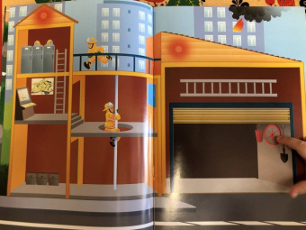 Книжка-картинка с многоразовыми наклейками ТРАНСПОРТ