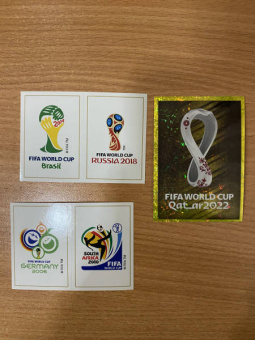 Бокс с наклейками FIFA 365-2022, 50 пакетиков с наклейками