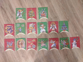 С Новым годом! Гирлянда из флажков