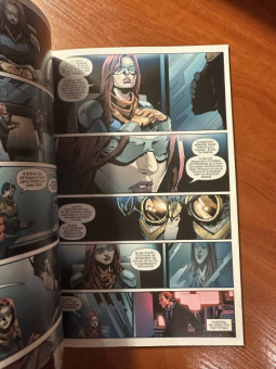 Филлип Джонсон: Темная Мультивселенная. Сказания. Бэтмен. Тихо!