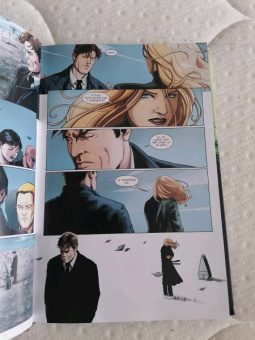 Тэйлор, Беннет: Injustice. Боги среди нас. Год второй. Издание делюкс