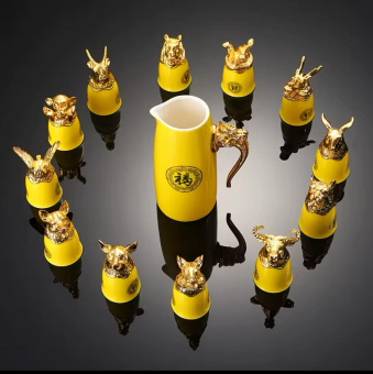 Подарочный набор / Графин и рюмки-перевертыши с знаками зодиака (цветной)