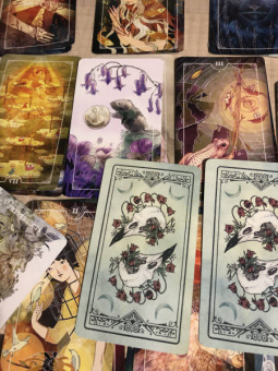 Эпплджон, Айрдейл, Кук: Ostara Tarot. Таро Остары (78 карт и руководство для гадания в подарочном оформлении)