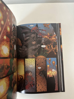 Том Тэйлор: Injustice. Боги среди нас. Год первый. Издание делюкс