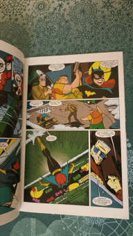 Дини, Берчетт: Бэтгерл. Приключения. Рождественский беспредел