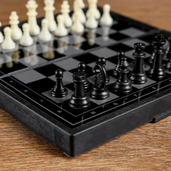 Настольная игра 3 в 1 магнитные шахматы, шашки и нарды 19х19 см