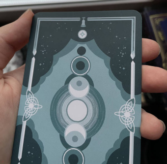 Йоши Йошитани: Tarot of the Divine. Таро сказочных архетипов. Колода и руководство, вдохновленные преданиями