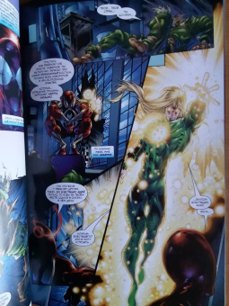 Роберто Агирре-Сакаса: Гражданская война. Питер Паркер - Человек Паук