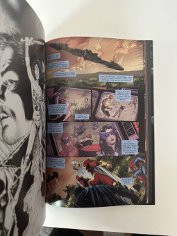 Тэйлор, Буччеллато, Фокс: Injustice. Боги среди нас. Год третий. Издание делюкс