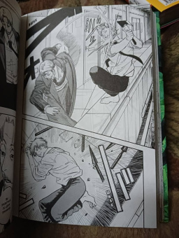 Тацуки Фудзимото: Человек-бензопила. Книга 2. Убить Дэндзи. Мощь огнестрельного оружия