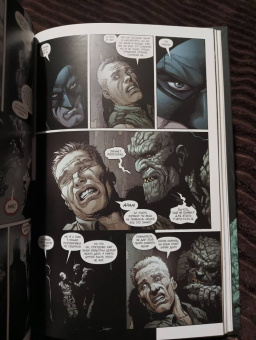 Джефф Джонс: Бэтмен. Земля-1. Книга 3