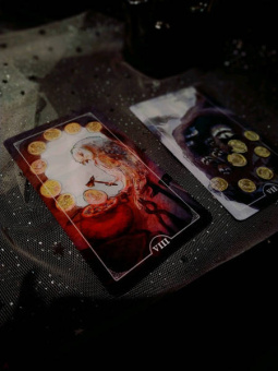 Эпплджон, Айрдейл, Кук: Ostara Tarot. Таро Остары (78 карт и руководство для гадания в подарочном оформлении)