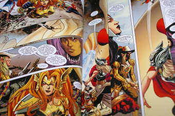 Джейсон Аарон: Могучий Тор. Асгардско-Ши’арская война