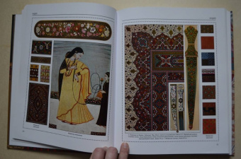 Наталья Сухарева: Орнаменты всех времен и стилей