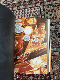 Крюгер, Росс: Справедливость. Абсолютное издание