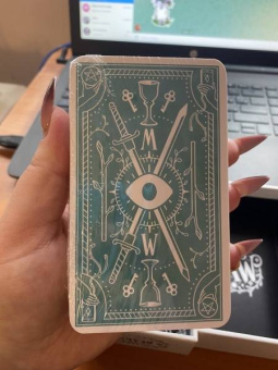 Лиза Стерл: Modern Witch Tarot Deck. Таро современной ведьмы. 80 карт и руководство к колоде