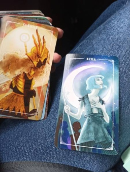 Эпплджон, Айрдейл, Кук: Ostara Tarot. Таро Остары (78 карт и руководство для гадания в подарочном оформлении)