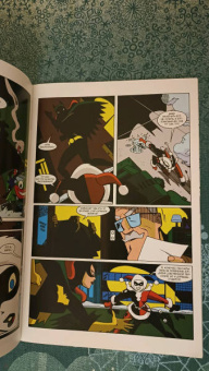 Дини, Берчетт: Бэтгерл. Приключения. Рождественский беспредел