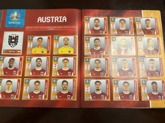 Альбом для наклеек UEFA EURO 2020