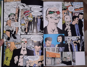 Уоррен Эллис: Трансметрополитен. Книга 4. Мусор Спайдера. Заупокойная. Городские отбросы