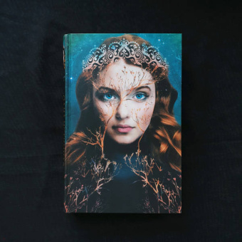 Дженнифер Бенкау: Одна истинная королева. Книга 1