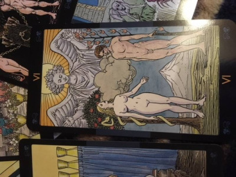 Roberto Angelis: Универсальное профессиональное Таро. Карты + инструкция