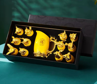 Подарочный набор / Графин и рюмки-перевертыши с знаками зодиака (цветной)