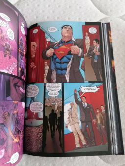 Том Тэйлор: Injustice. Боги среди нас. Год первый. Издание делюкс