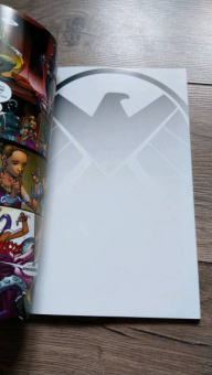 Марк Уэйд: Щ.И.Т. Том 2. Мужчина по имени С.М.Е.Р.Т.Ь.