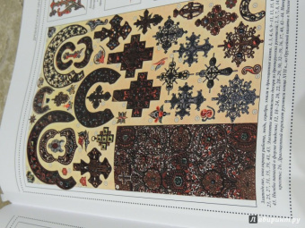 Наталья Сухарева: Орнаменты всех времен и стилей