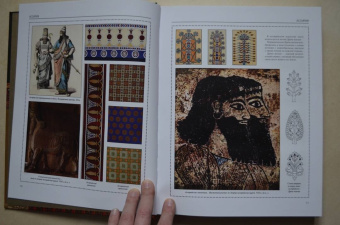 Наталья Сухарева: Орнаменты всех времен и стилей