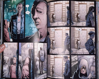 Уоррен Эллис: Трансметрополитен. Книга 4. Мусор Спайдера. Заупокойная. Городские отбросы