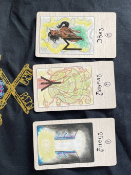 Элина Болтенко: Магия рун. 25 рунных карт и учебник