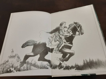 Мартин Джордж Р. Р.: Буря мечей