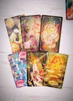Эпплджон, Айрдейл, Кук: Ostara Tarot. Таро Остары (78 карт и руководство для гадания в подарочном оформлении)